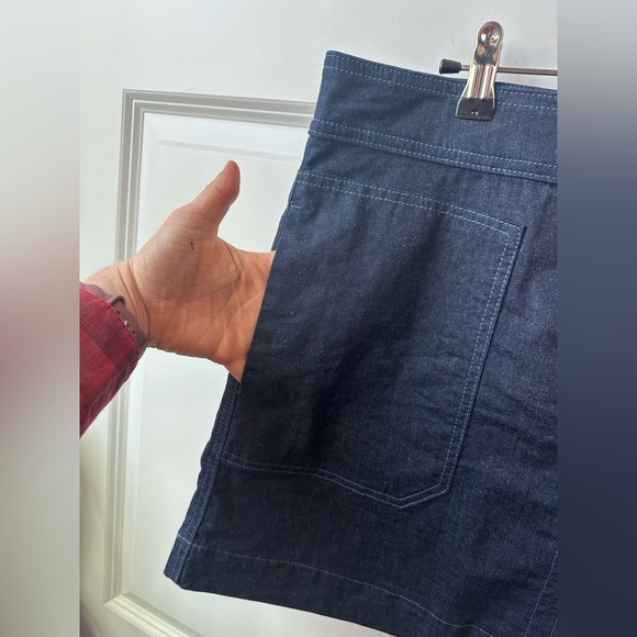 Tory Burch Women’s Elise Zip Denim Mini Skirt (Size 10) - Picture 3 of 9